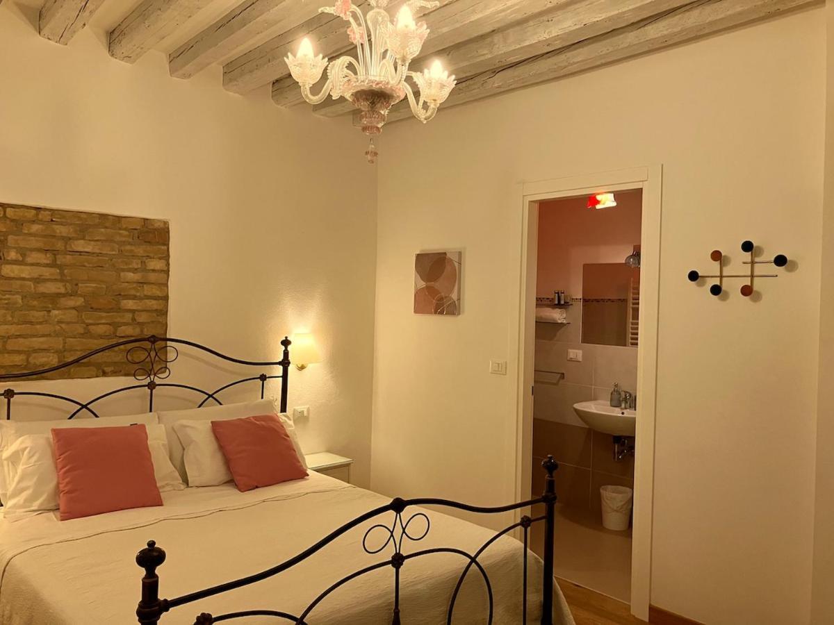 B&B Residenza Corte Antica Venedig Eksteriør billede