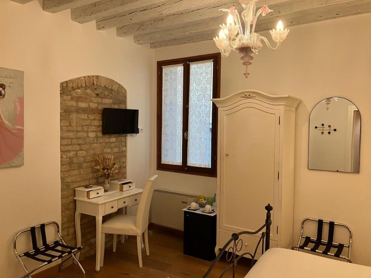 B&B Residenza Corte Antica Venedig Eksteriør billede
