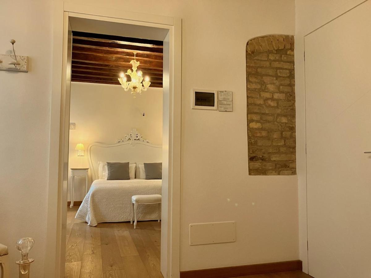 B&B Residenza Corte Antica Venedig Eksteriør billede